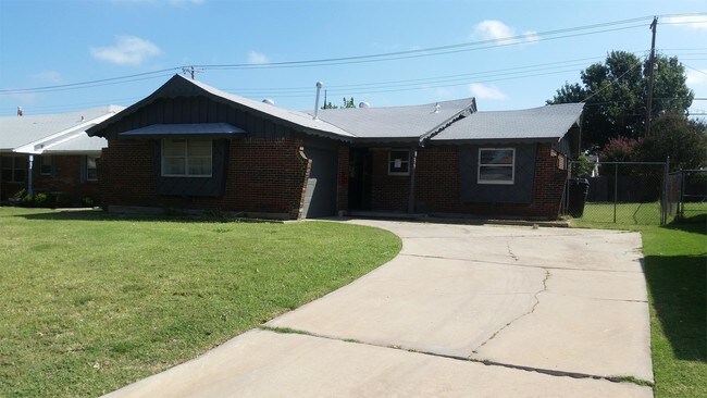 Primary Photo - 7608 S Villa Ave
