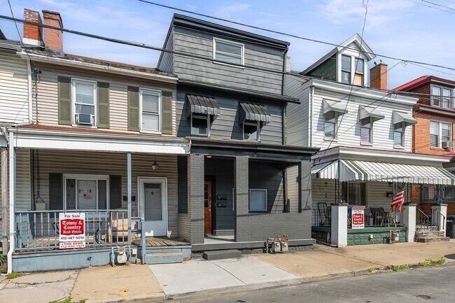 Building Photo - 17 E Sherman St