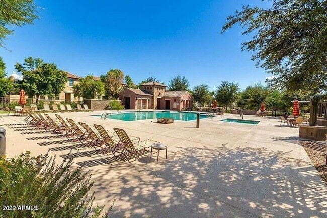 Building Photo - 4613 E Portola Valley Dr