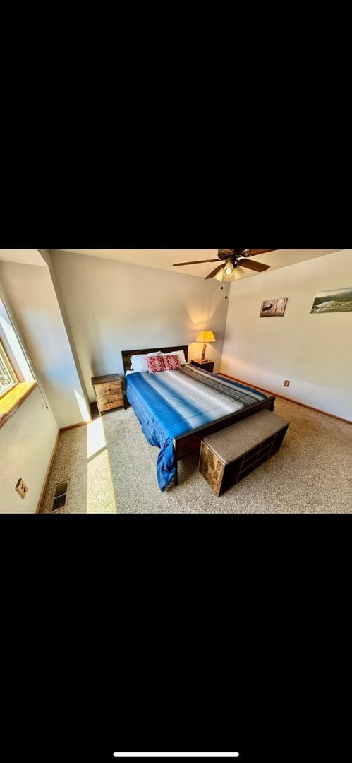 Building Photo - 100 Red Rock Ct