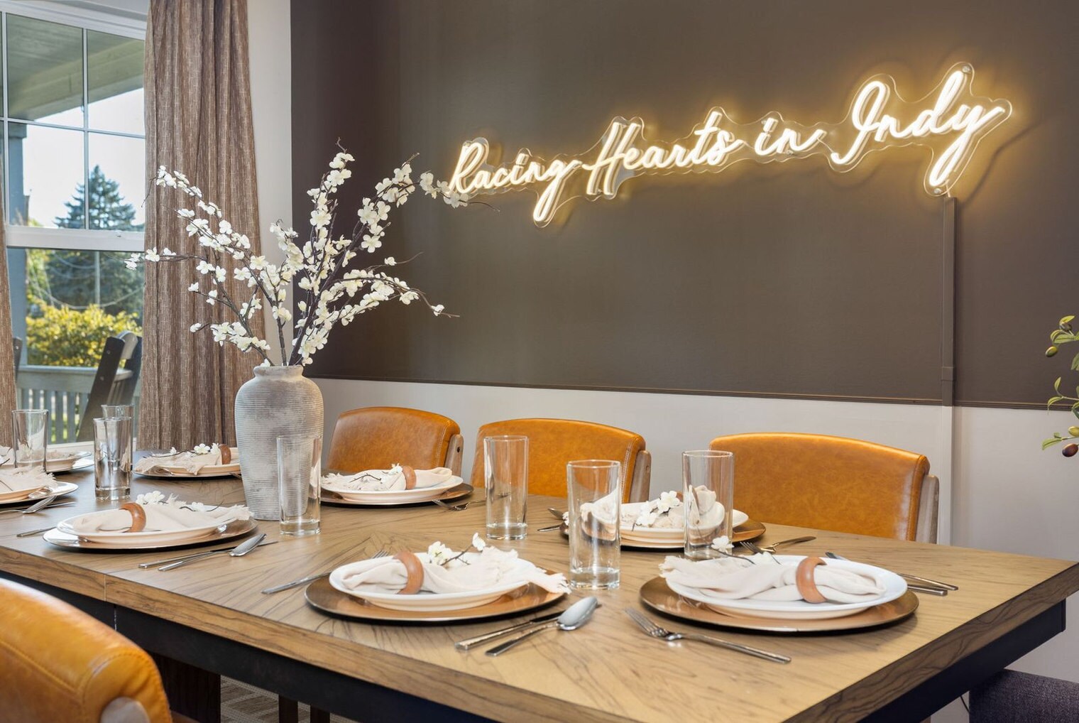 Building Photo - 2308 Nowland Ave