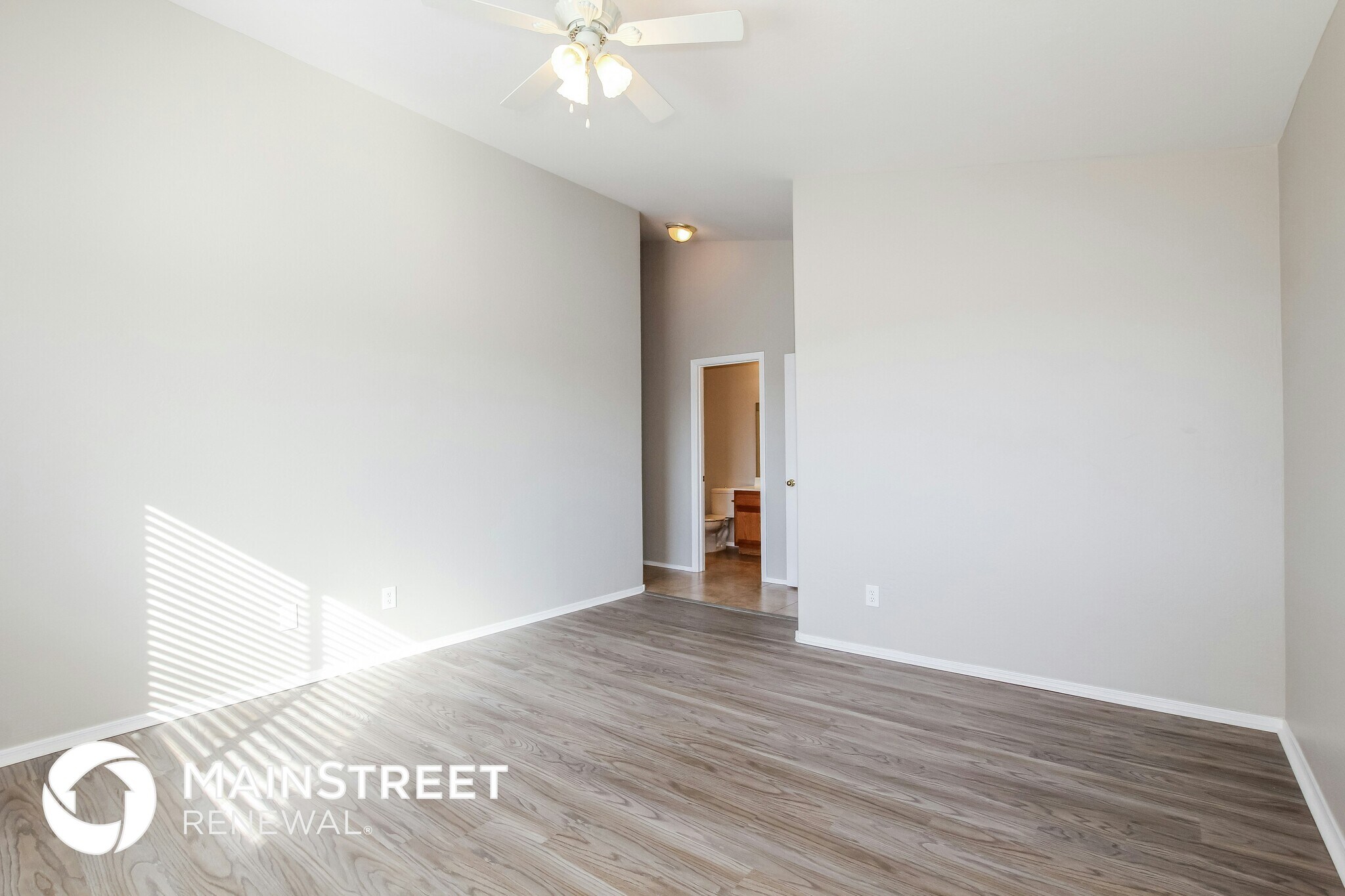 Building Photo - 4648 N 113th Dr