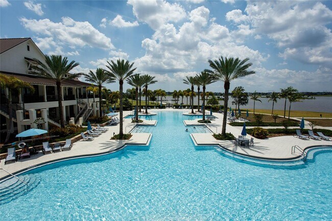 Building Photo - 19672 WHISPERING CREEK Rd