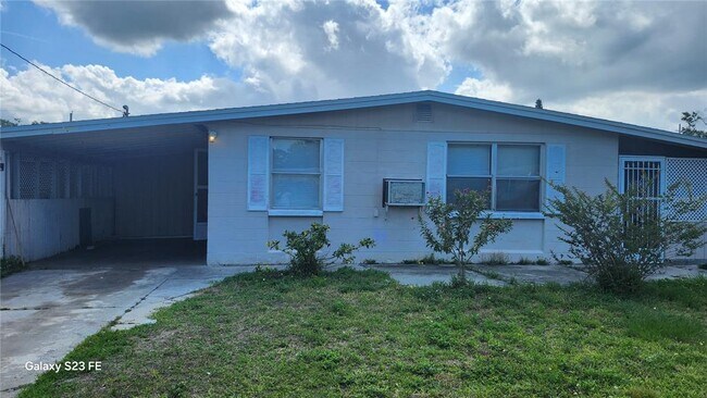 Building Photo - 5016 S 85th St