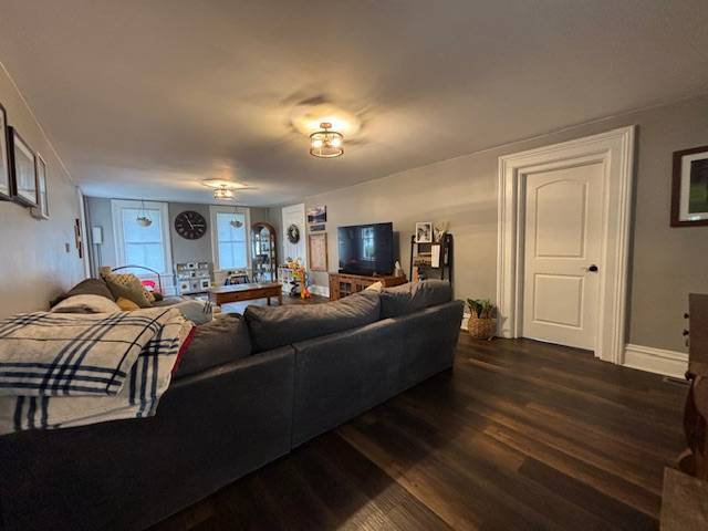 Building Photo - 122 Saratoga Ave