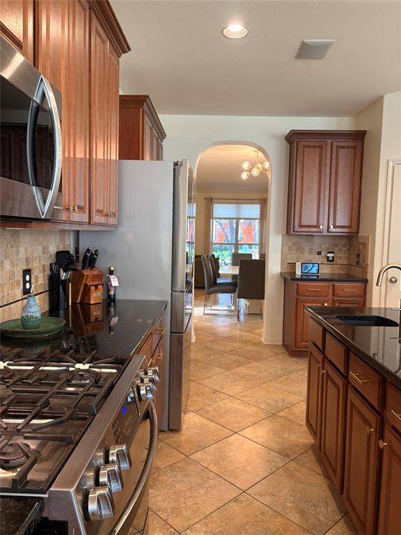Building Photo - 705 Green Vista Ct
