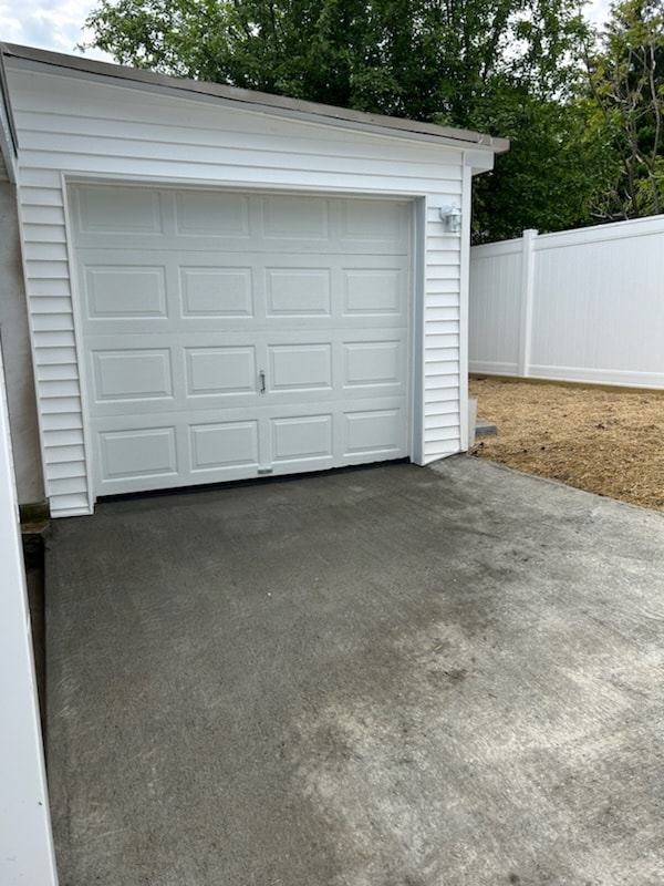 Building Photo - 113 N Coal St