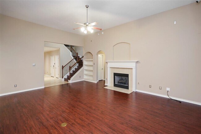 Building Photo - 8406 Oak Villa Ct