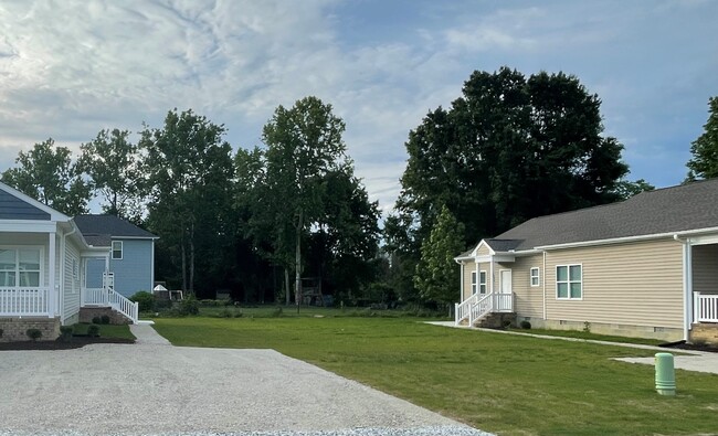 Building Photo - 108 Magruder Ave
