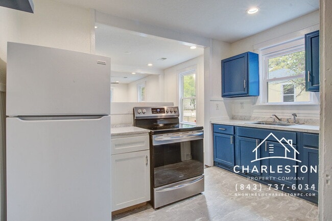 Building Photo - 2607 Madden Dr