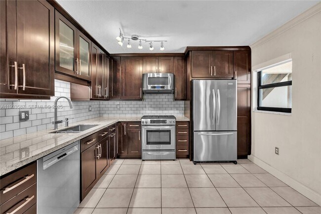 Building Photo - 3265 Virginia St