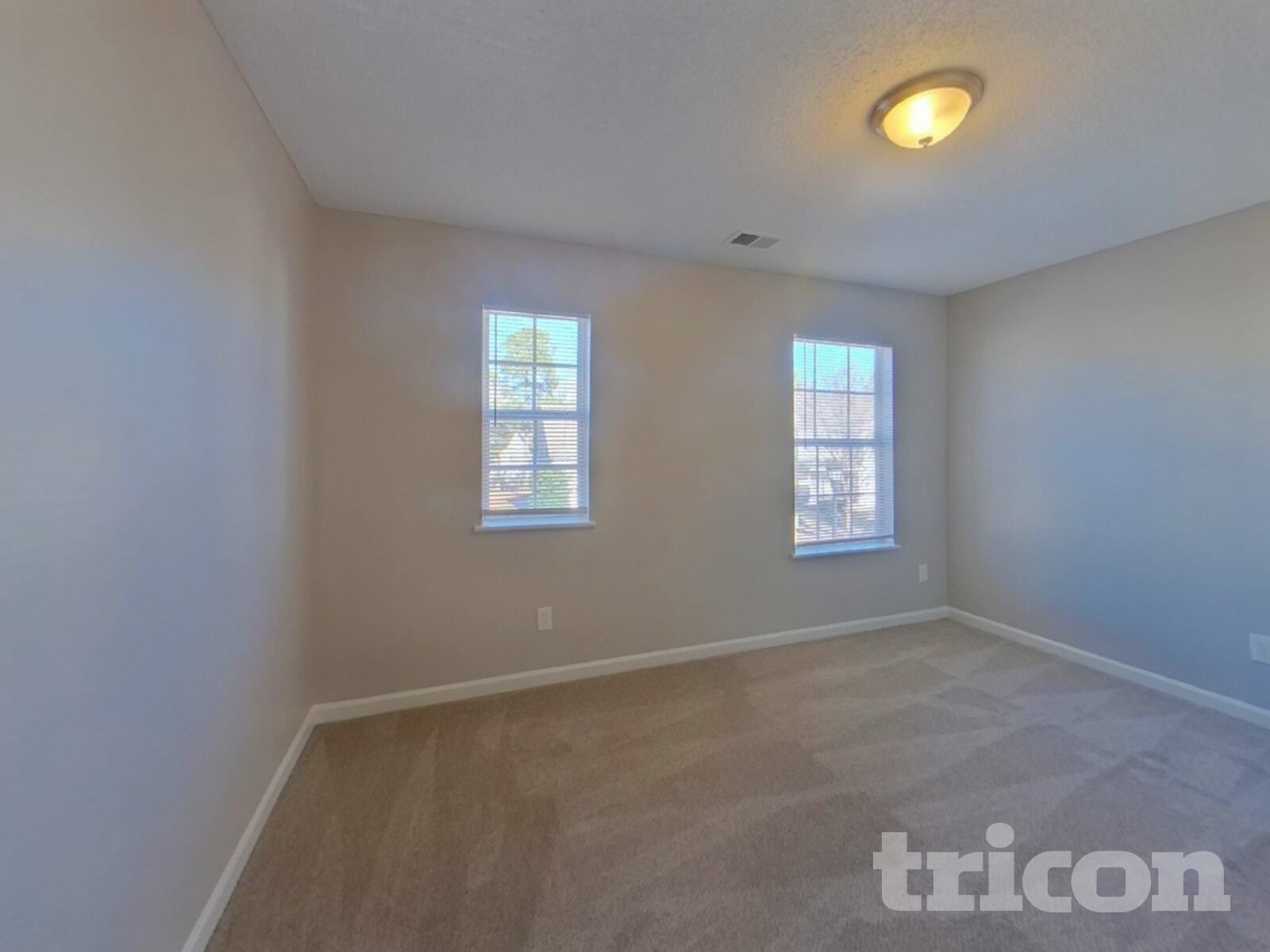 Building Photo - 2000 Lake Carolina Dr
