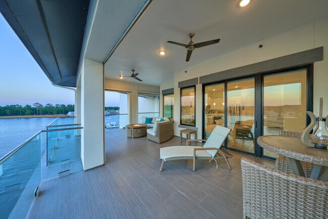 Building Photo - 199 Waterpoint Ct