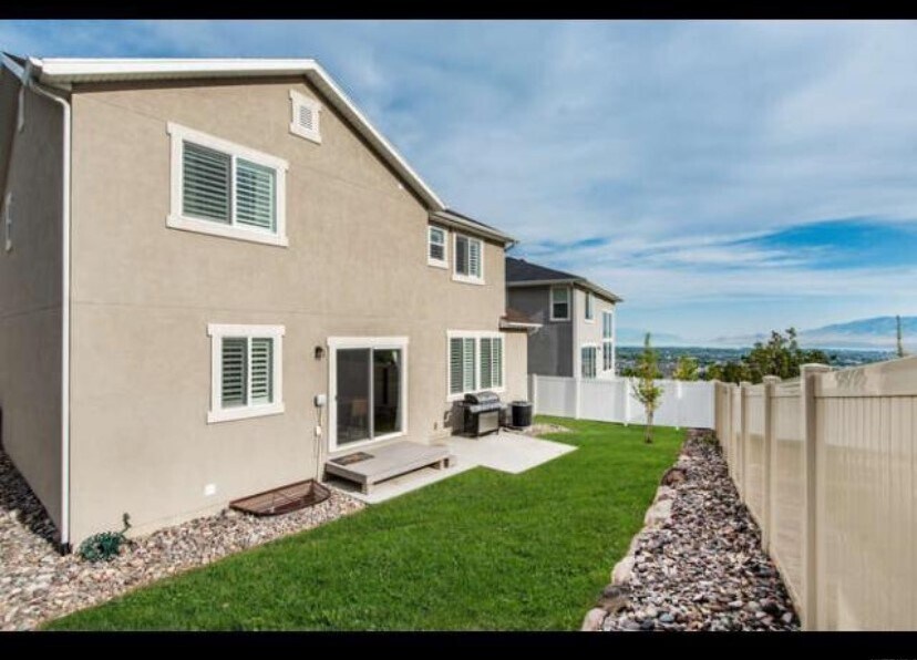 Building Photo - 4037 N 900 W
