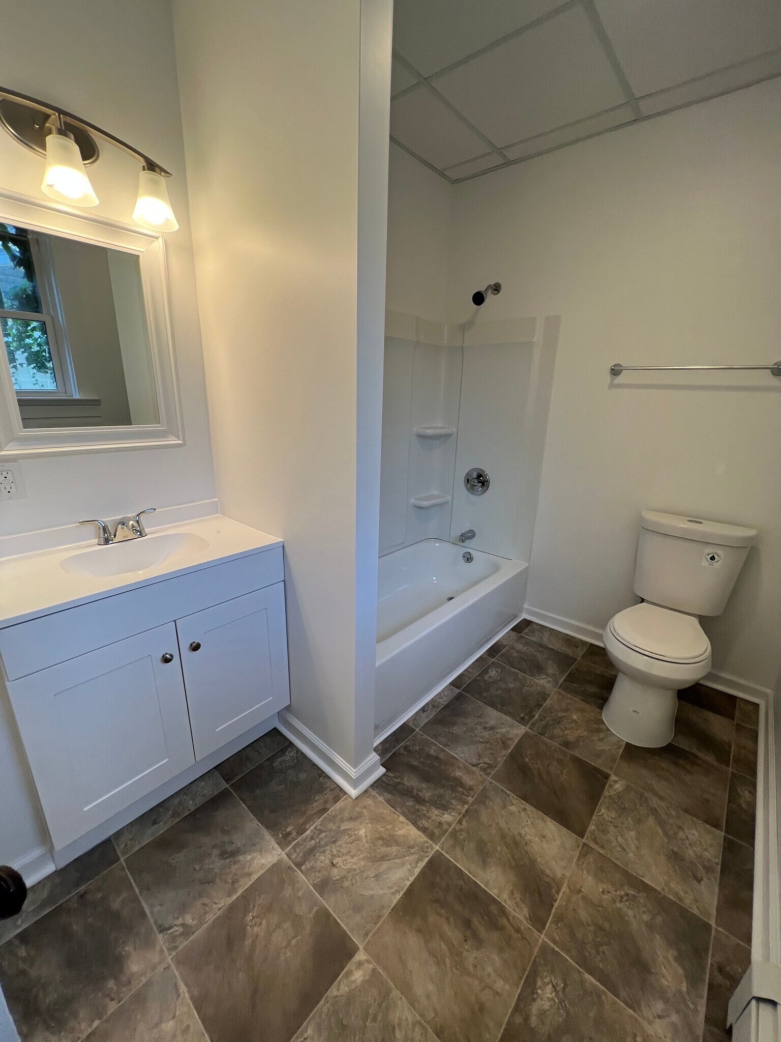 Building Photo - 349 W 8th St