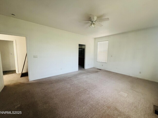 Building Photo - 513 Cypress Point Dr
