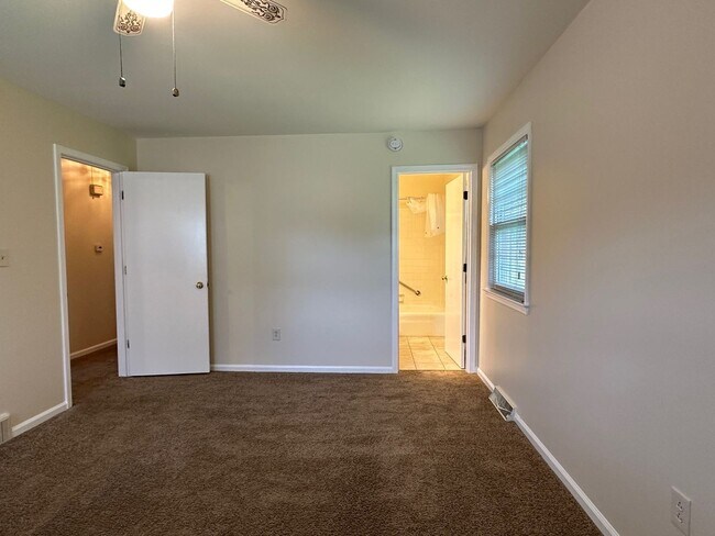 Building Photo - 3486 Ormond Cir