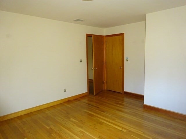 Building Photo - 27 Wenonah Rd