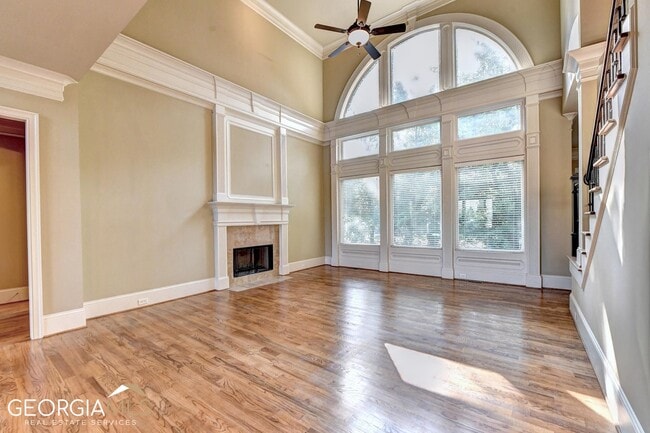 Building Photo - 8920 Doral Dr