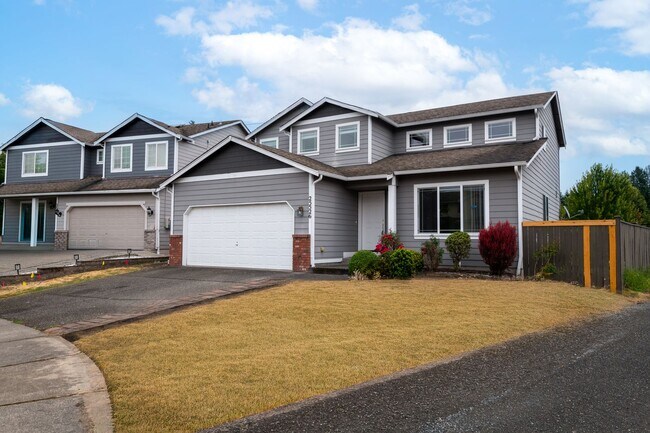Building Photo - Crofton Hills 2 story