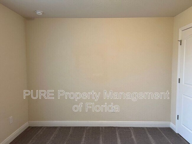 Building Photo - 9883 SW 55th Ave Rd