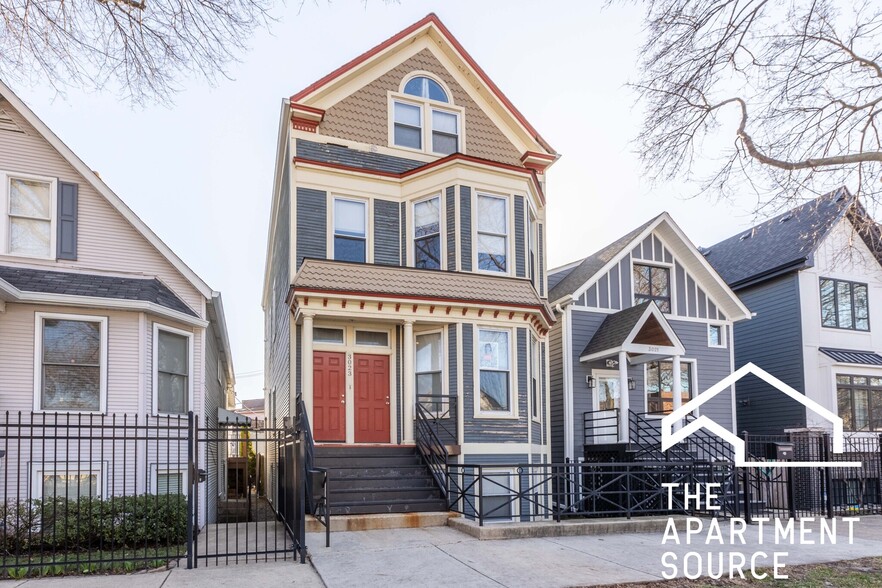 Building Photo - 3023 N Oakley Ave