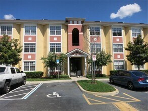 Building Photo - 1 Bedroom Condo in Gated Community
