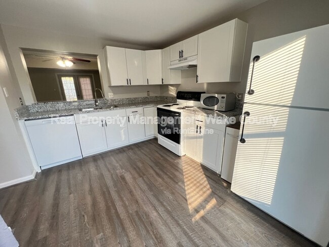 Building Photo - 4306 Halliwell Dr