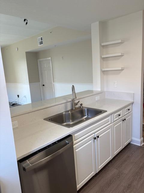 Building Photo - 1200 Town Center Dr