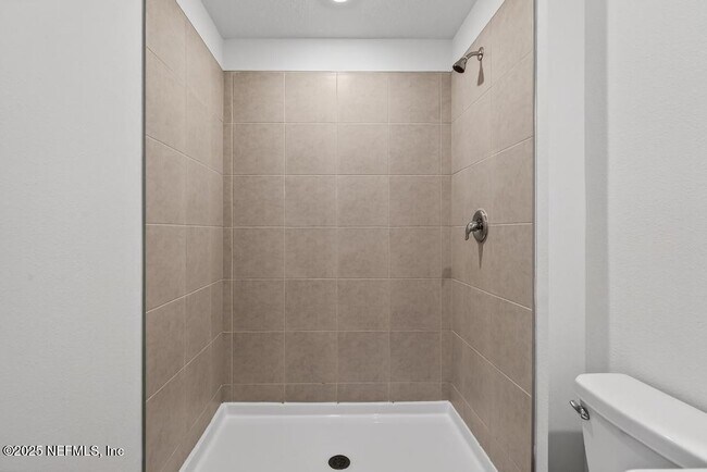 Building Photo - 3989 Mid Century St