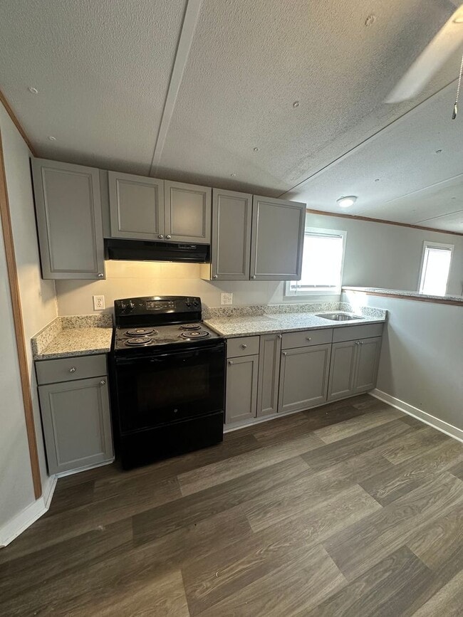 Building Photo - 359 Half Moon Rd