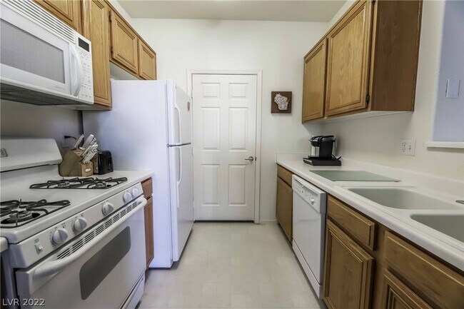 Building Photo - 7131 S Durango Dr