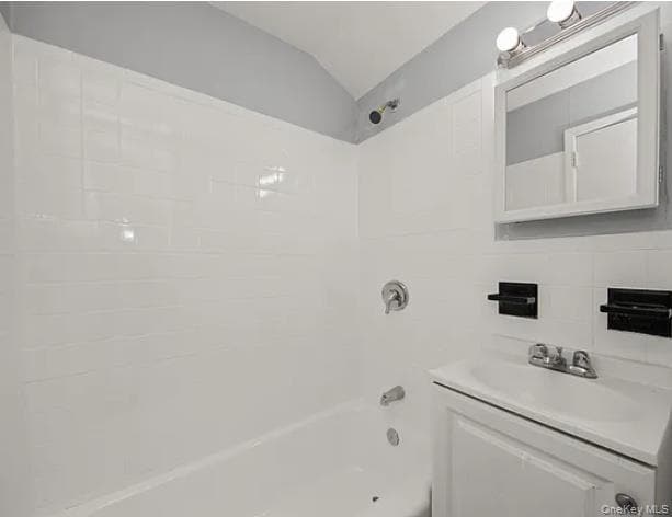 Building Photo - 59-42 164th St