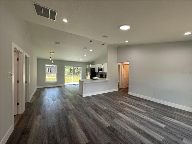 Building Photo - 13310 SW 104th Ln