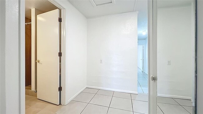 Building Photo - 5110 Old Cheney Hwy