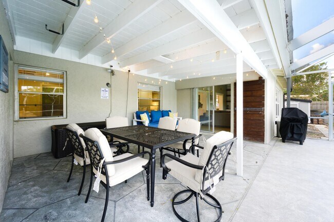 Building Photo - 11577 Anhinga Dr