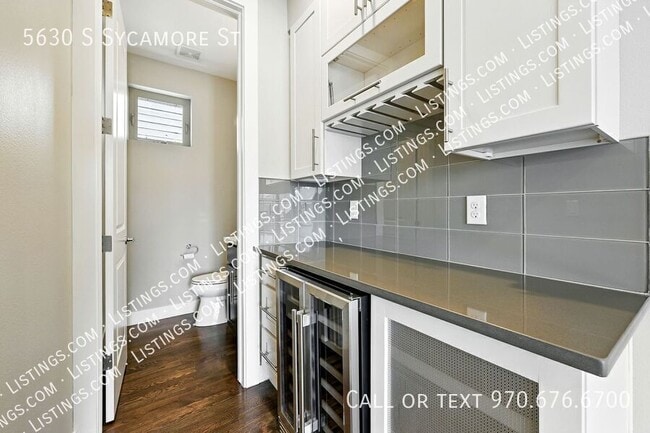 Building Photo - 5630 S Sycamore St