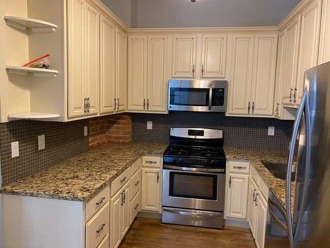 Kitchen - 224 Bonner Street