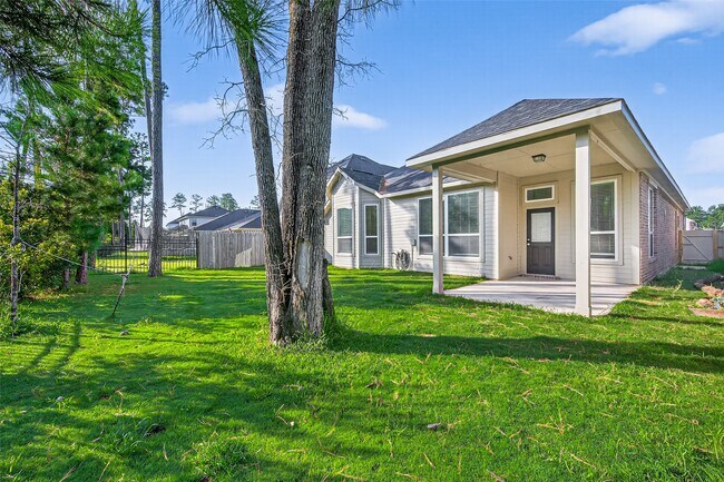 Building Photo - 40519 Goldeneye Pl