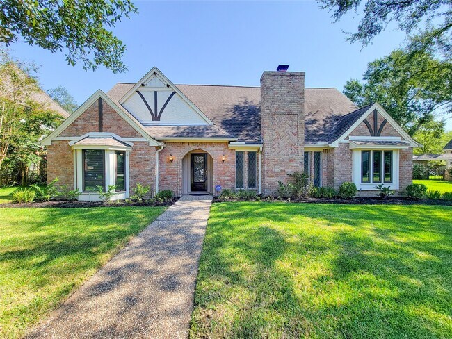 Primary Photo - 20506 Laverton Dr