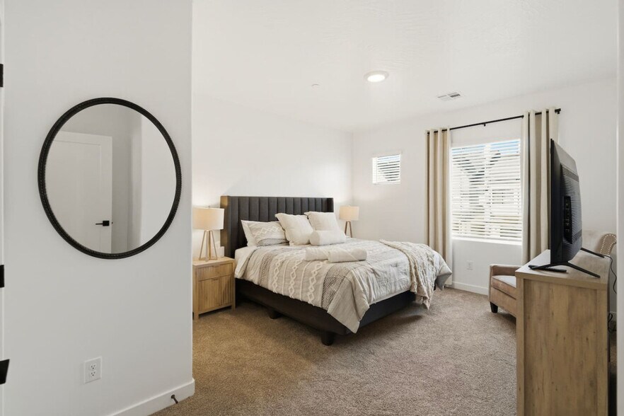 Building Photo - 1709 Ripple Rock Dr