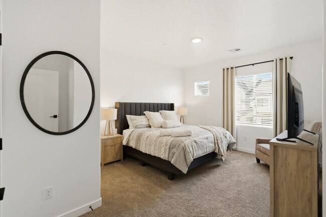 Building Photo - 1709 Ripple Rock Dr