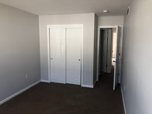 Building Photo - 3 Bedroom 2.5 bath w/1 car garage - Country Estates