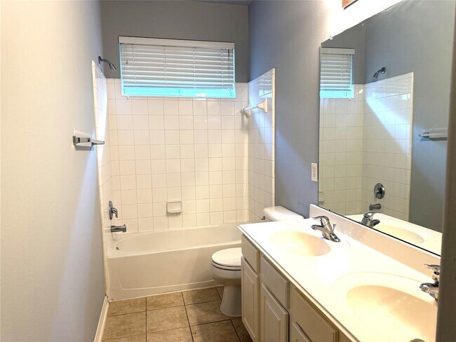 Building Photo - 7307 Slippery Elm Ln