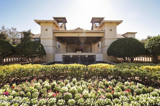 Building Photo - 955 Registry Blvd