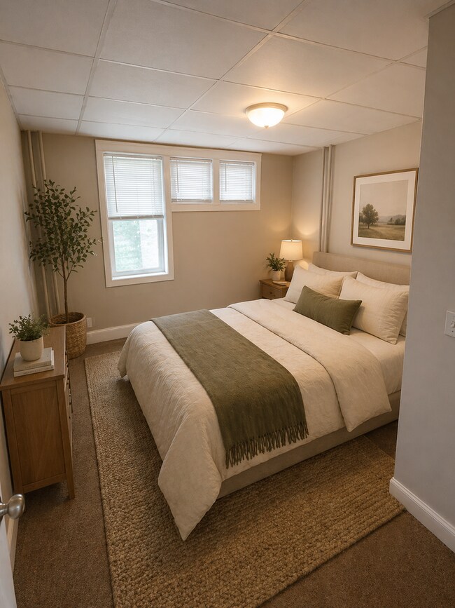 Building Photo - 601 Woodland Ave