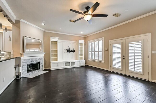 Building Photo - 5453 Fairdale Ln