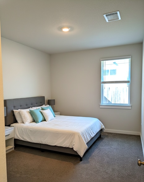 Building Photo - 20716 Jordyn Sterling St