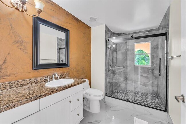 Building Photo - 5911 NW 59th Ave