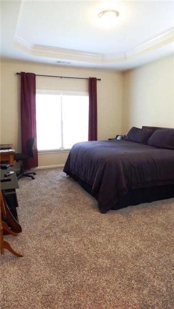 Building Photo - 4 Bedroom Single Family Rental in Great Du...